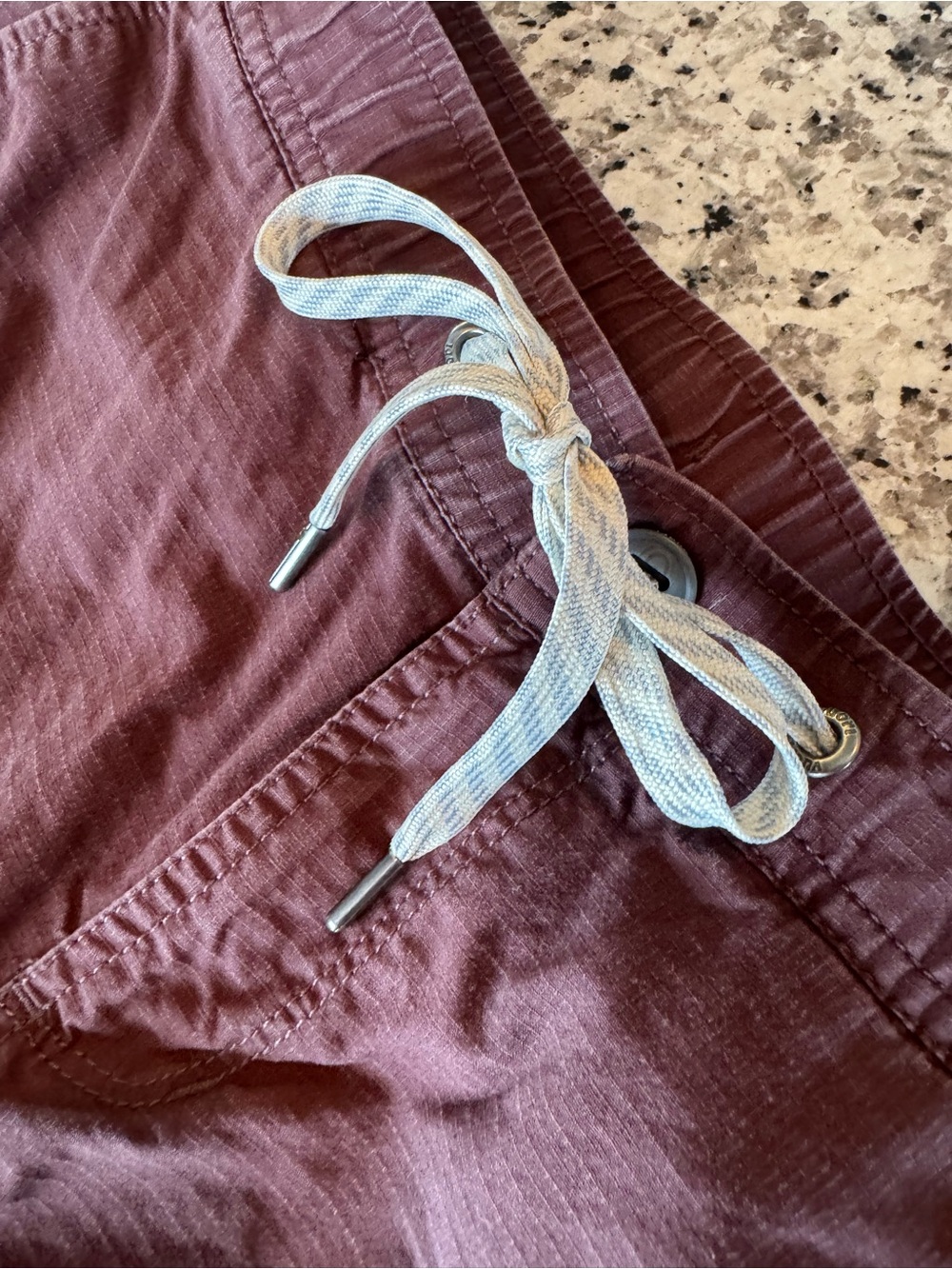 Vuori Ripstop Pant Long Burgundy Plum Drawstring Cargo Pants Size Small Long - Picture 9 of 15